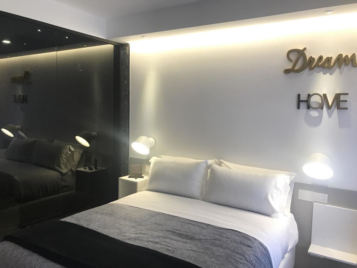 Myhome 75 Premium Luxury B&B Pescara Eksteriør billede