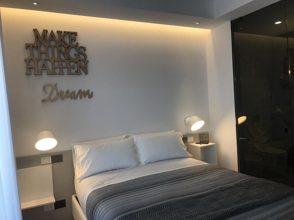 Myhome 75 Premium Luxury B&B Pescara Eksteriør billede