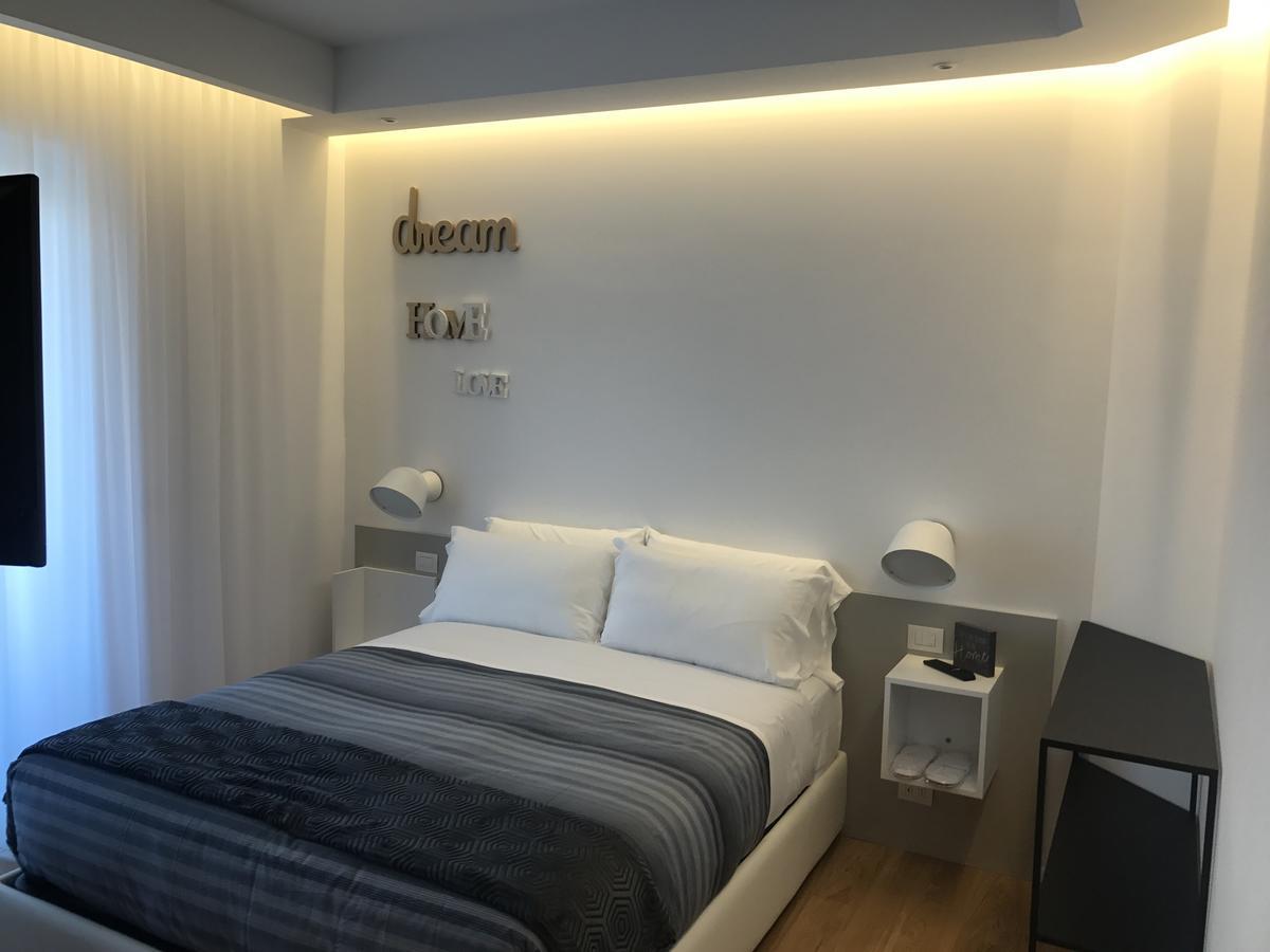 Myhome 75 Premium Luxury B&B Pescara Eksteriør billede